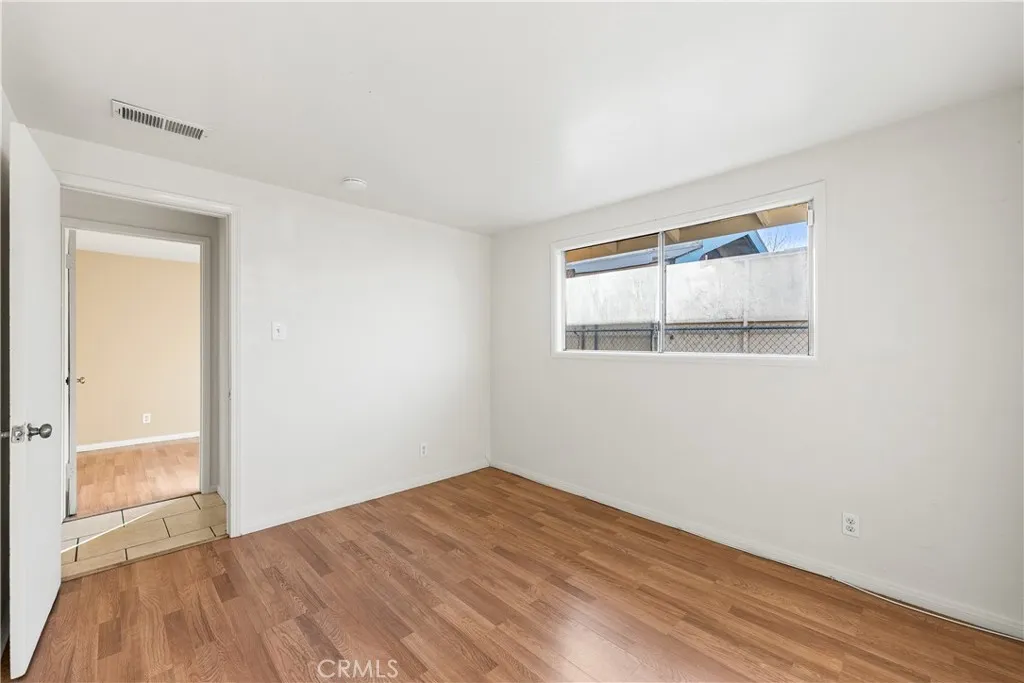 1252 E Avenue R6, Palmdale, California 93550 home-pic-26