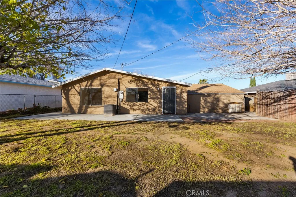 1252 E Avenue R6, Palmdale, California 93550 home-pic-33