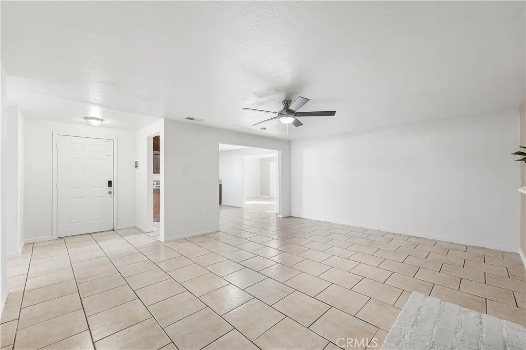 1252 E Avenue R6, Palmdale, California 93550 home-pic-6