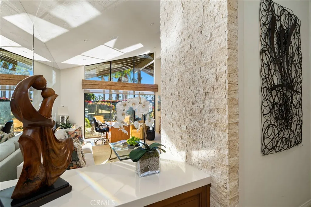 236 Wild Horse Drive, Palm Desert, California 92211 home-pic-6