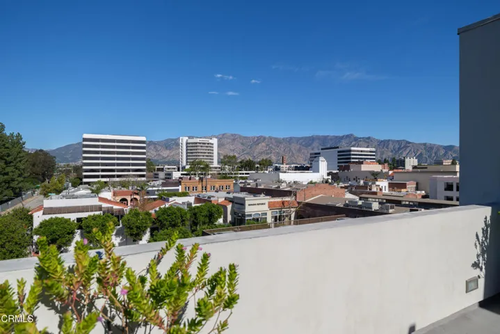 HOA Community 5th floor rooftop deck
