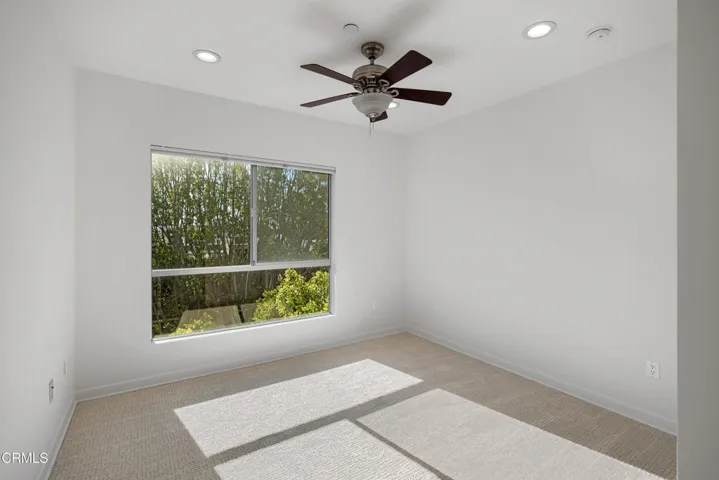 SSR_159WestGreen502_028_FLEXMLS