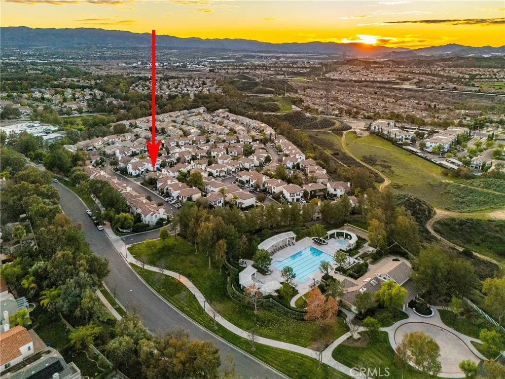 23301 Montecito, Valencia, California 91354 home-pic-41