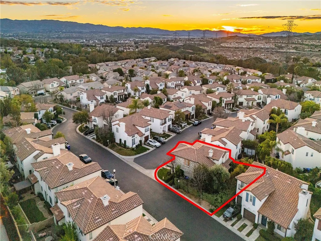 23301 Montecito, Valencia, California 91354 home-pic-39
