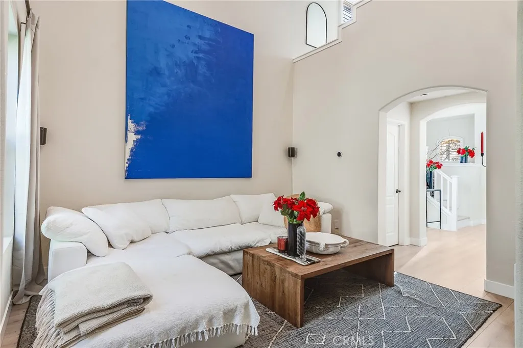 23301 Montecito, Valencia, California 91354 home-pic-6