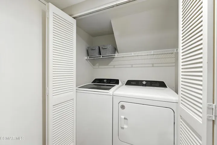 22203 Shadow Valley Cir Chatsworth-23