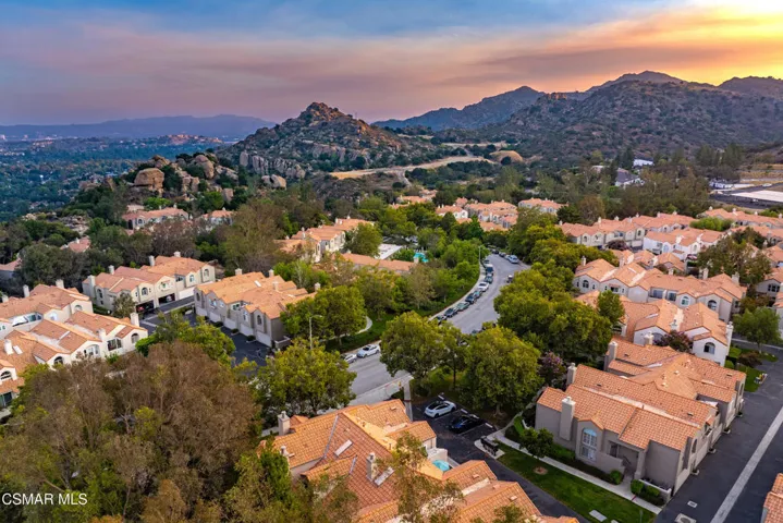 22203 Shadow Valley Cir Chatsworth-49