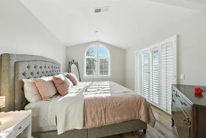 22203 Shadow Valley Cir Chatsworth-32