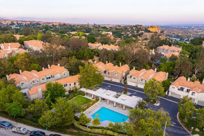 22203 Shadow Valley Cir Chatsworth-56