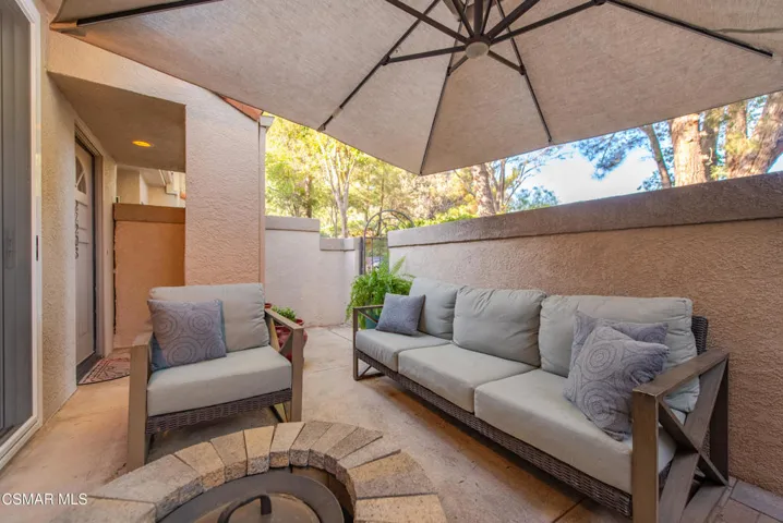 22203 Shadow Valley Cir Chatsworth-7