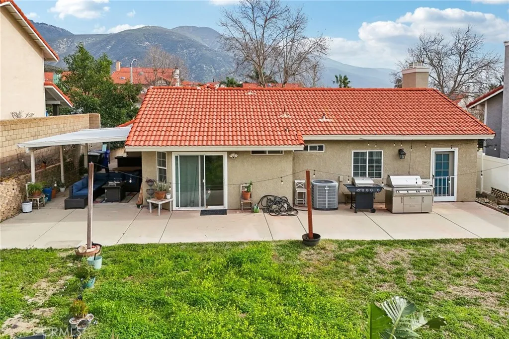6336 N Redwood, San Bernardino, California 92407 home-pic-32