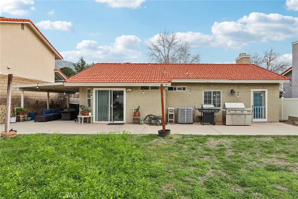 6336 N Redwood, San Bernardino, California 92407 home-pic-28