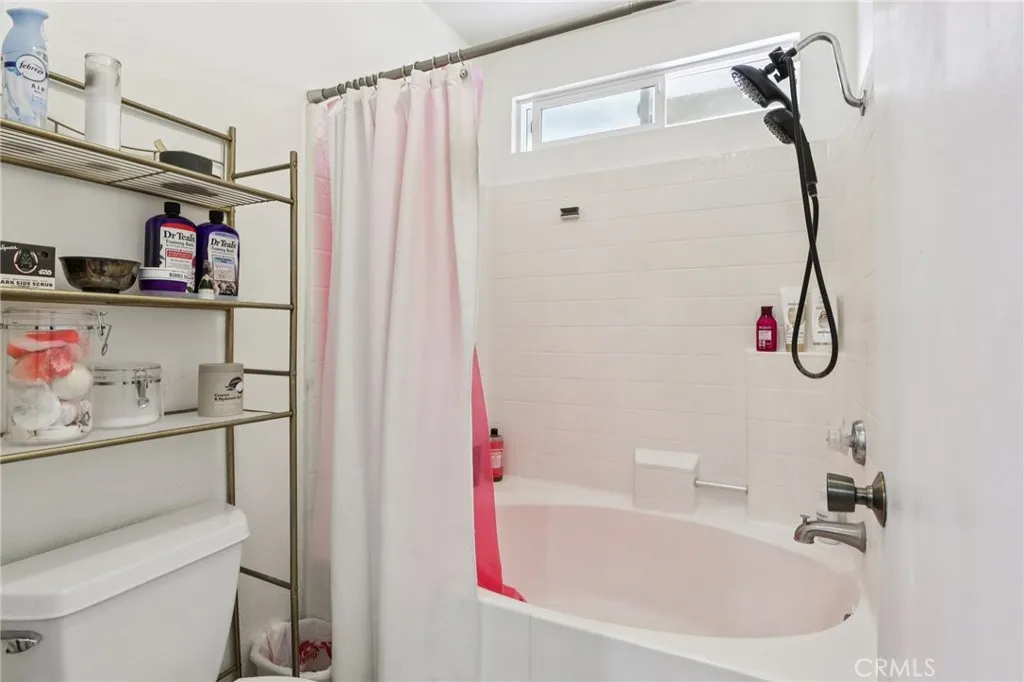 6336 N Redwood, San Bernardino, California 92407 home-pic-24