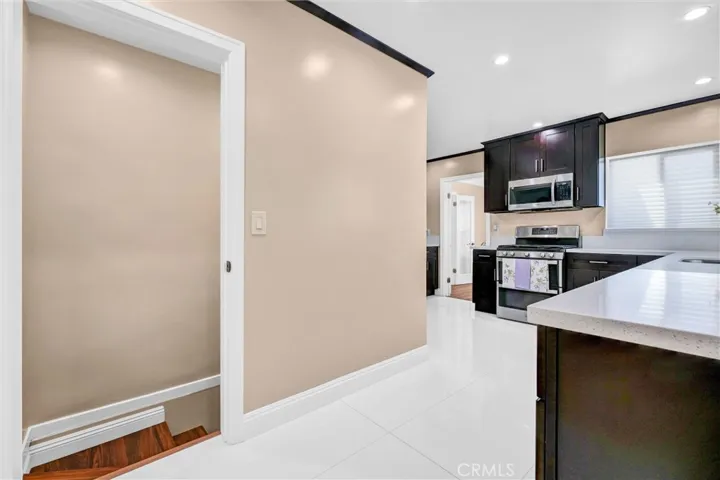 423 S Poinsettia, Compton, California 90221