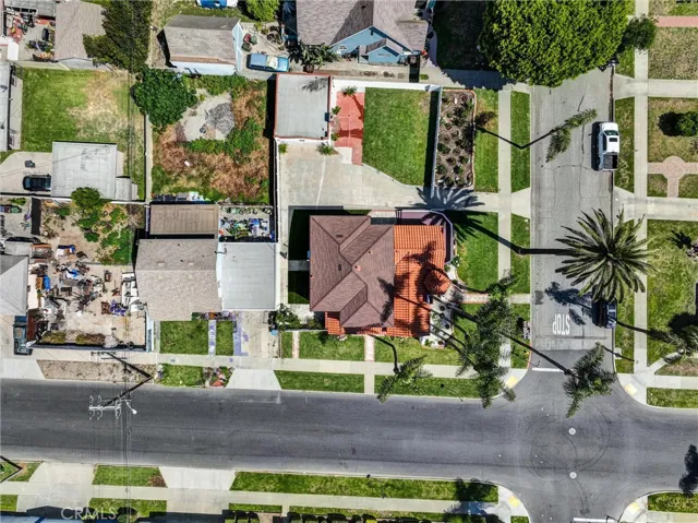 423 S Poinsettia, Compton, California 90221