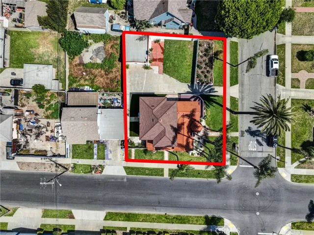 423 S Poinsettia, Compton, California 90221