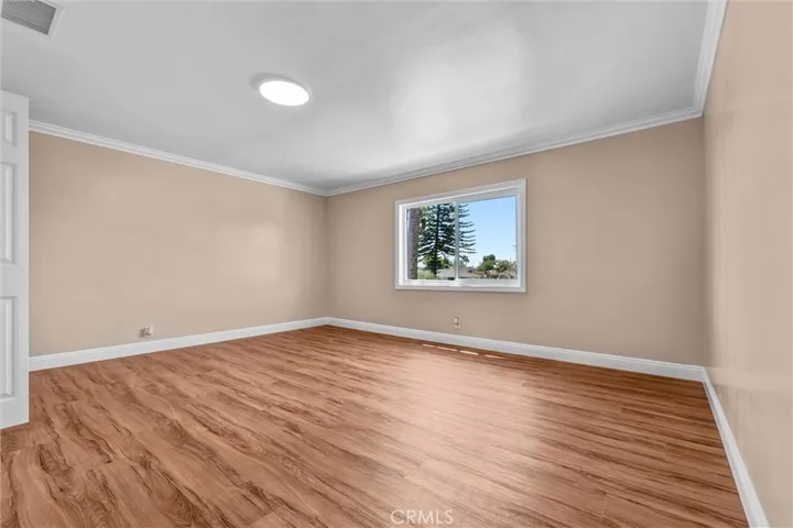 423 S Poinsettia, Compton, California 90221