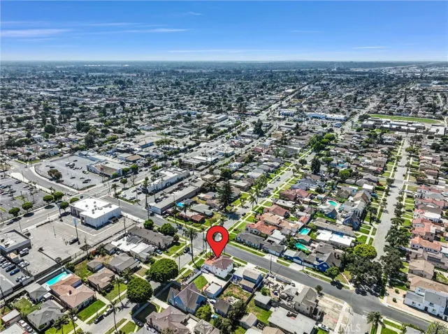 423 S Poinsettia, Compton, California 90221