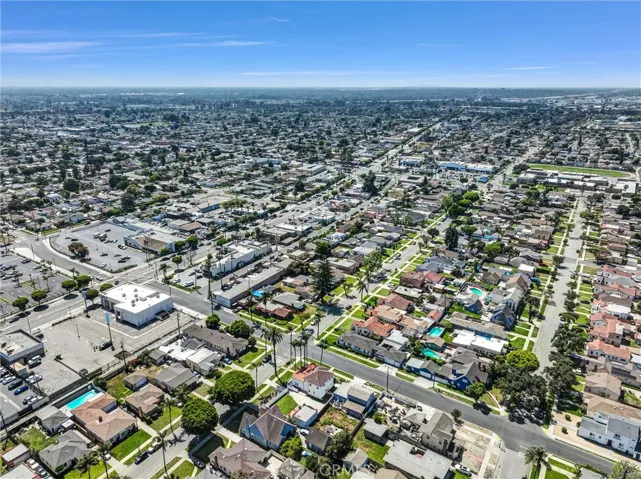 423 S Poinsettia, Compton, California 90221