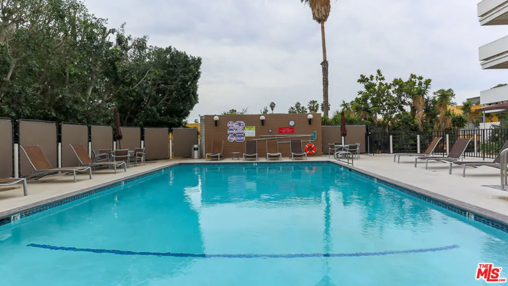 7250 Franklin Avenue 1112, Los Angeles, California 90046 home-pic-18