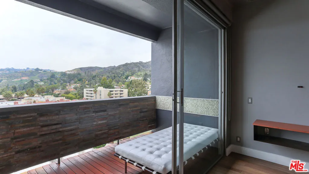 7250 Franklin Avenue 1112, Los Angeles, California 90046 home-pic-11