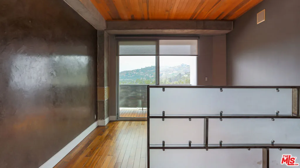 7250 Franklin Avenue 1112, Los Angeles, California 90046 home-pic-14