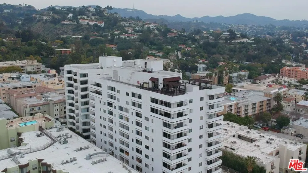7250 Franklin Avenue 1112, Los Angeles, California 90046 home-pic-2