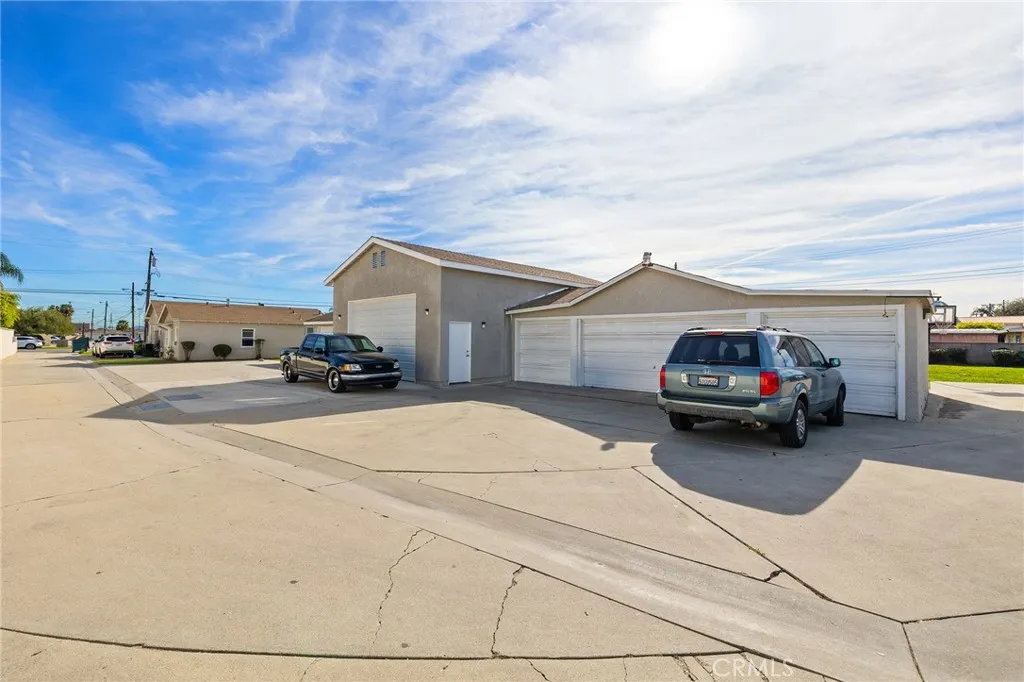 15551 Cornuta, Bellflower, California 90706 home-pic-9