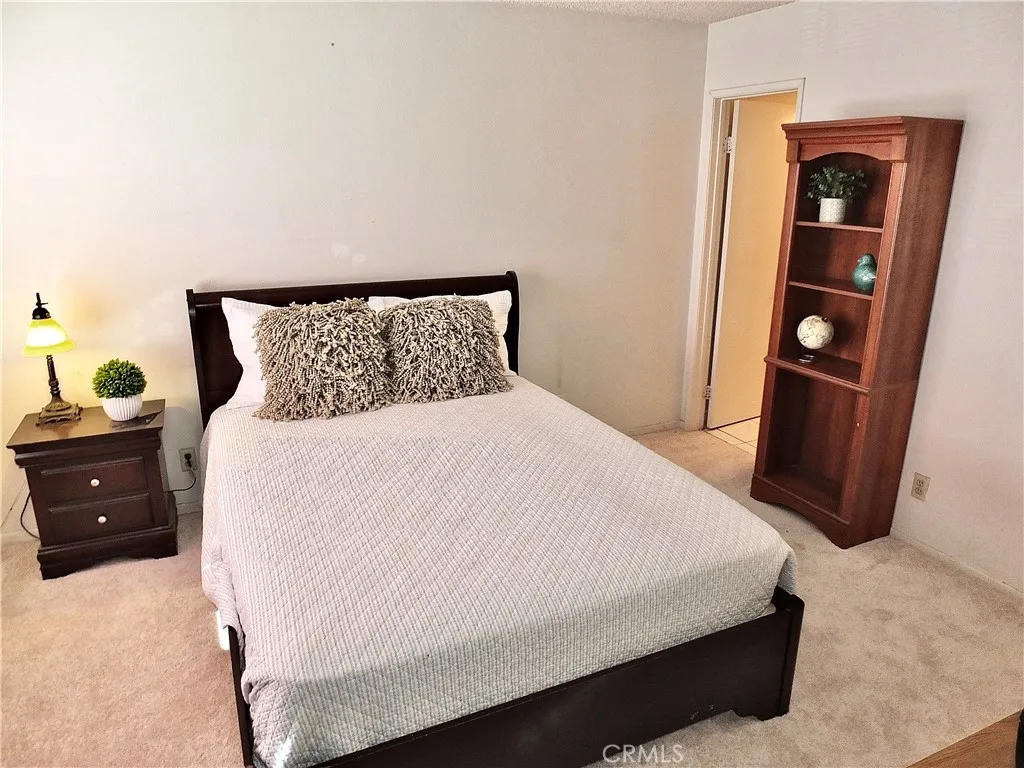 253 Orleans Way, Long Beach, California 90805 home-pic-10