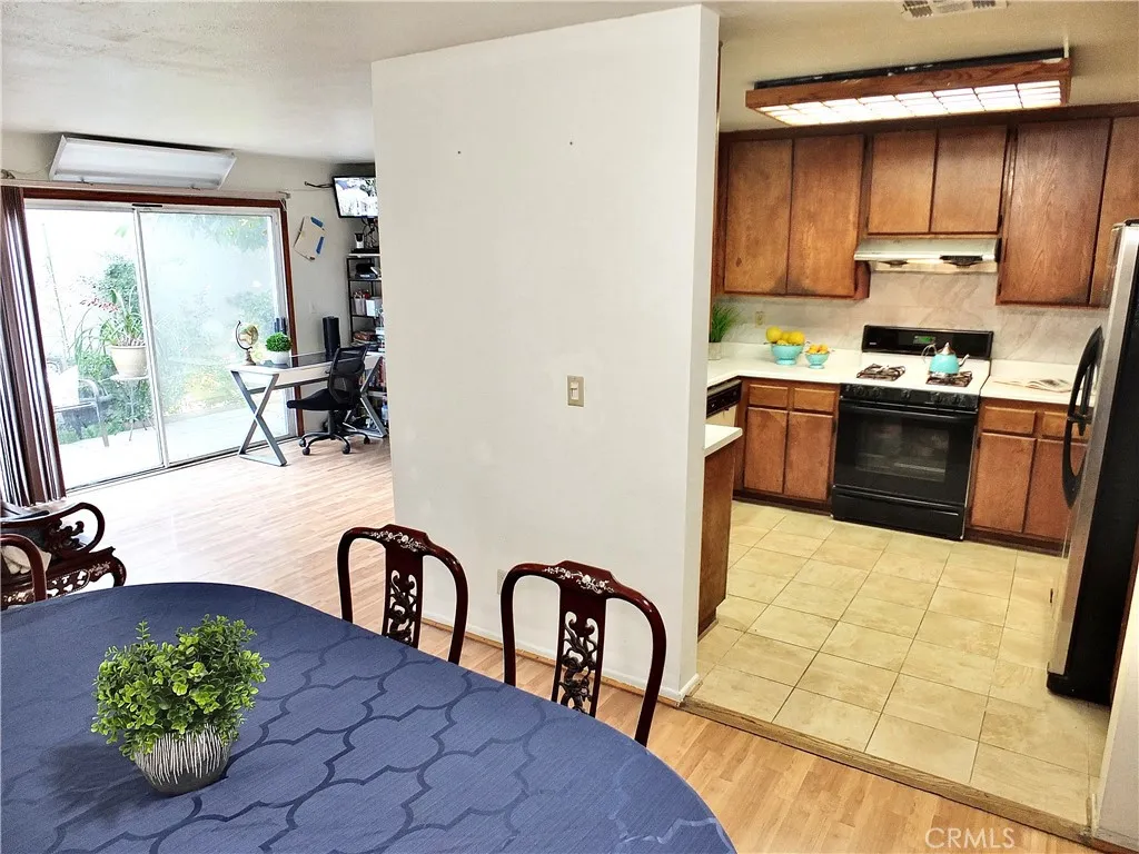 253 Orleans Way, Long Beach, California 90805 home-pic-7