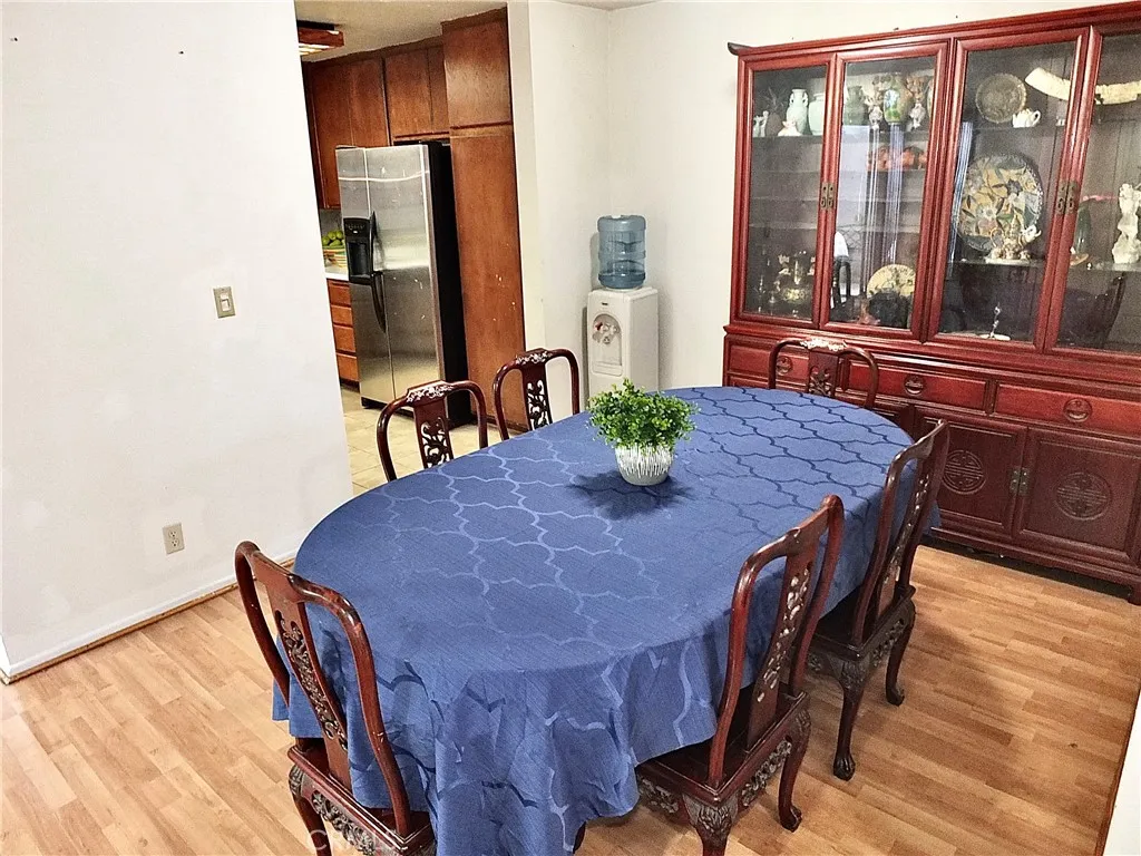 253 Orleans Way, Long Beach, California 90805 home-pic-17