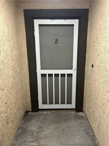Unit B front 1/1