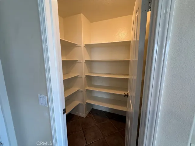 Walk in Pantry