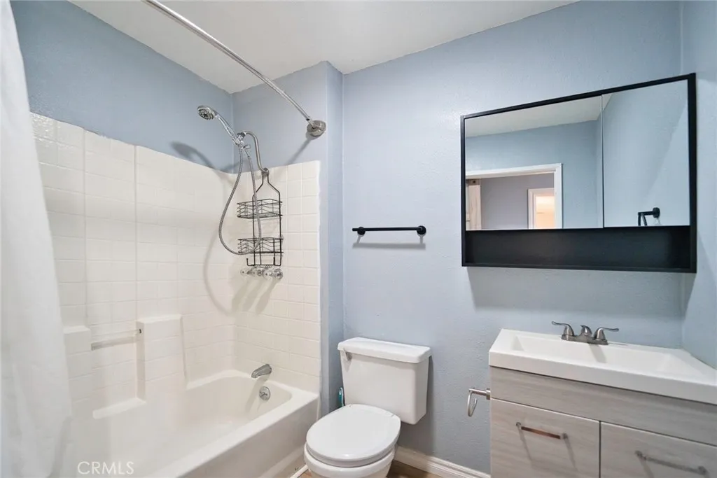29083 Hook Creek, Cedar Glen, California 92321 home-pic-17