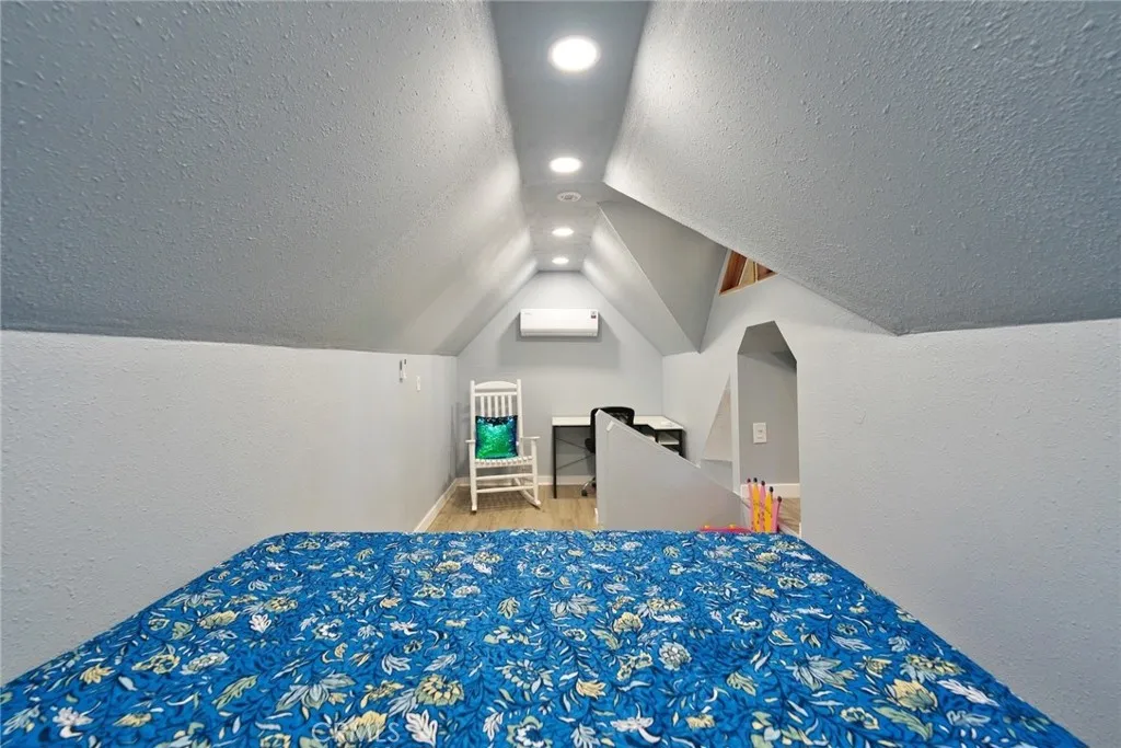 29083 Hook Creek, Cedar Glen, California 92321 home-pic-35