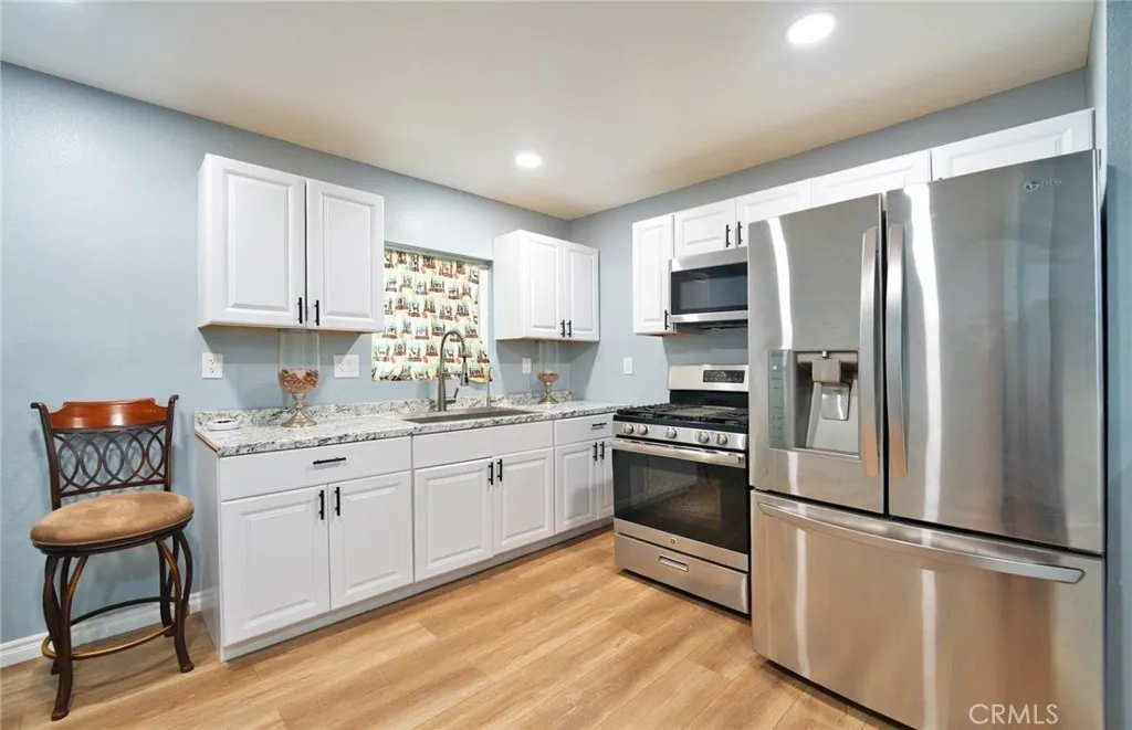 29083 Hook Creek, Cedar Glen, California 92321 home-pic-13