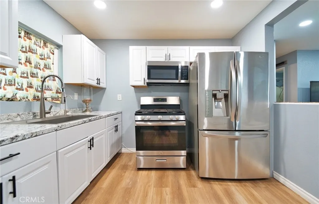 29083 Hook Creek, Cedar Glen, California 92321 home-pic-14