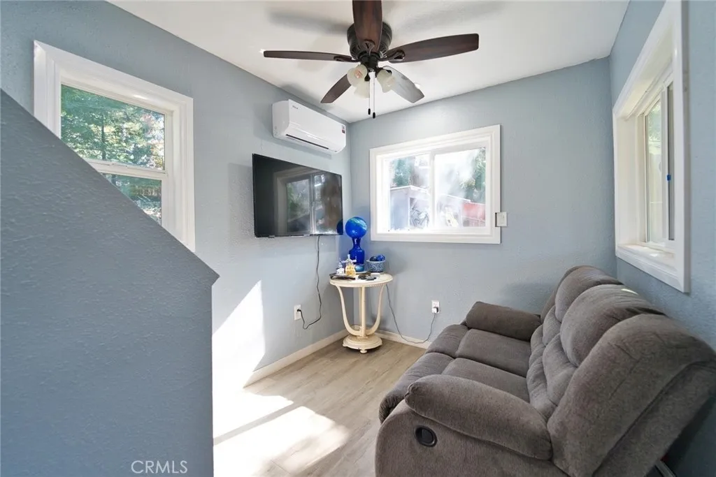 29083 Hook Creek, Cedar Glen, California 92321 home-pic-27