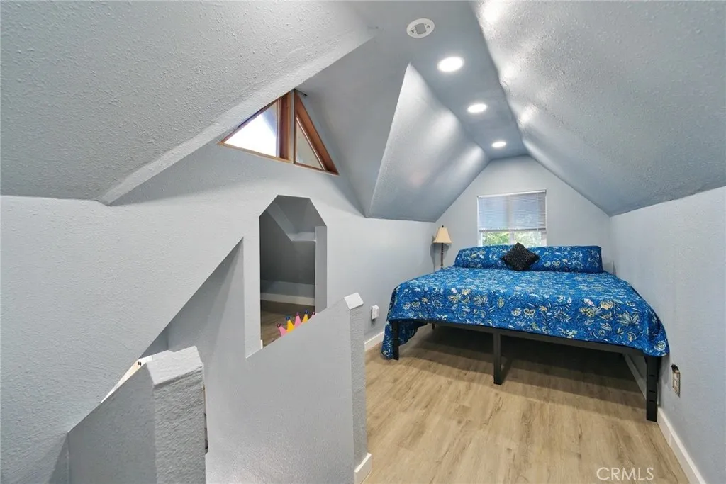 29083 Hook Creek, Cedar Glen, California 92321 home-pic-34