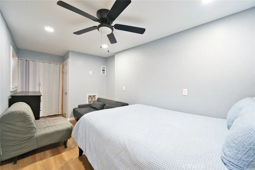 29083 Hook Creek, Cedar Glen, California 92321 home-pic-20
