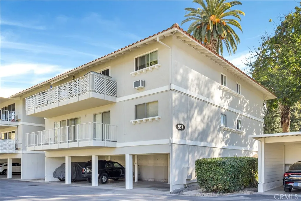 957 Calle Aragon N, Laguna Woods, California 92637 home-pic-19