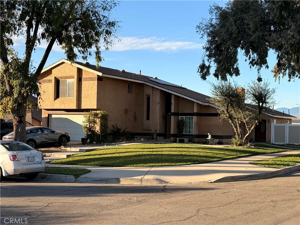 22170 Raven Way, Grand Terrace, California 92313 home-pic-1
