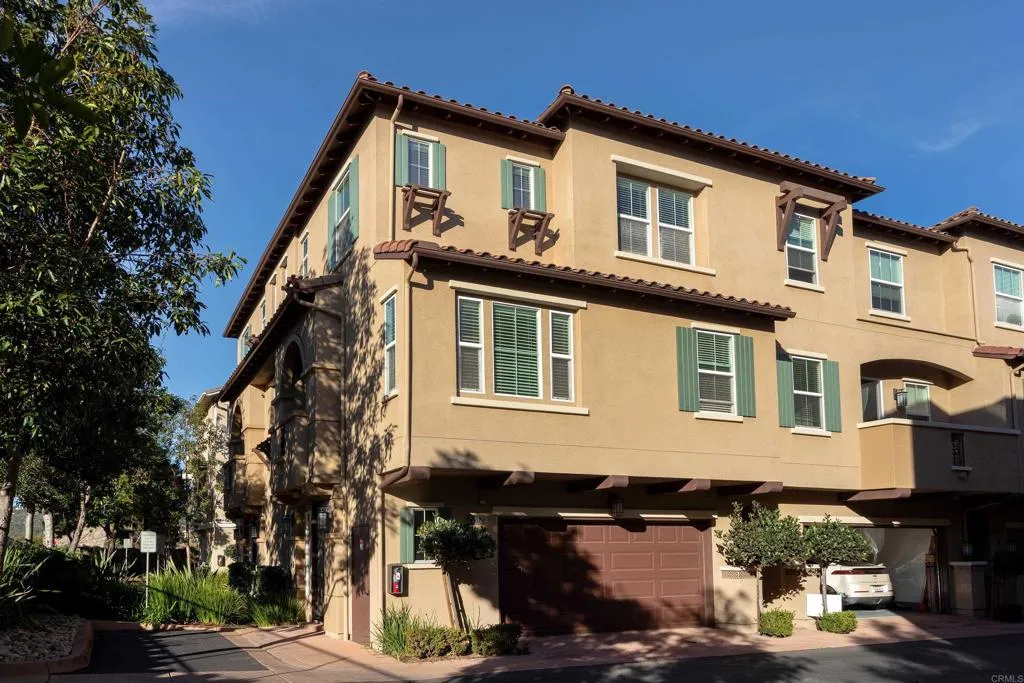 2232 Indus Way, San Marcos, California 92078 home-pic-1