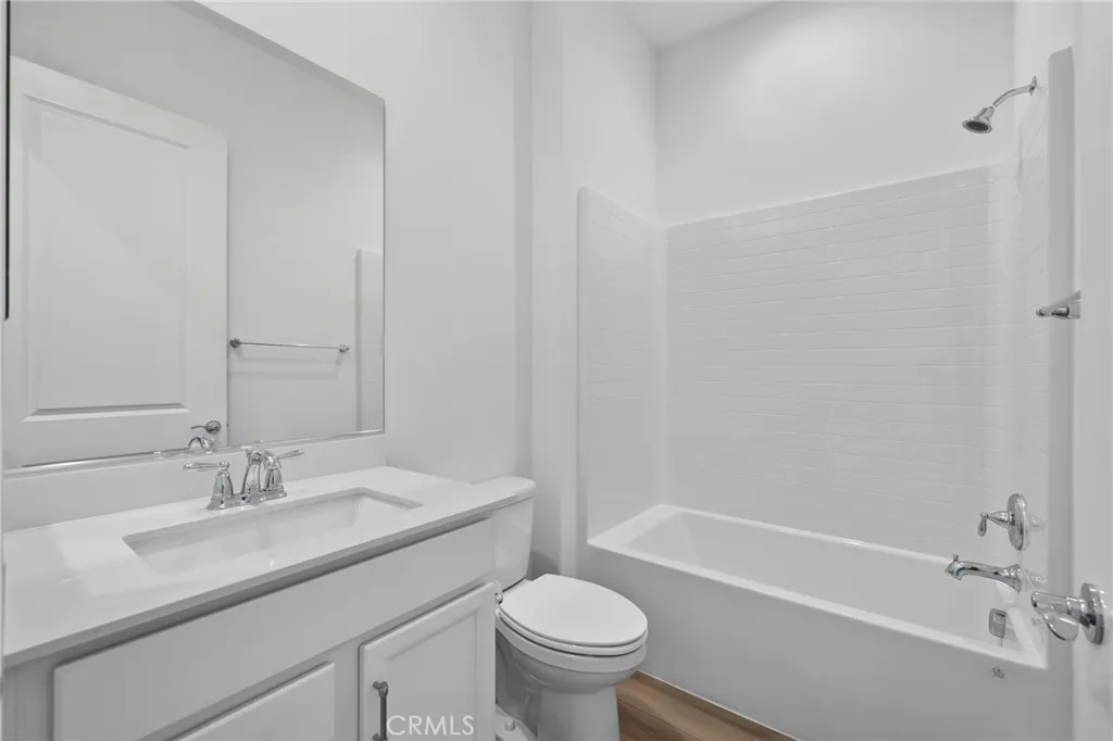 11957 Shadeland, Corona, California 92883 home-pic-28