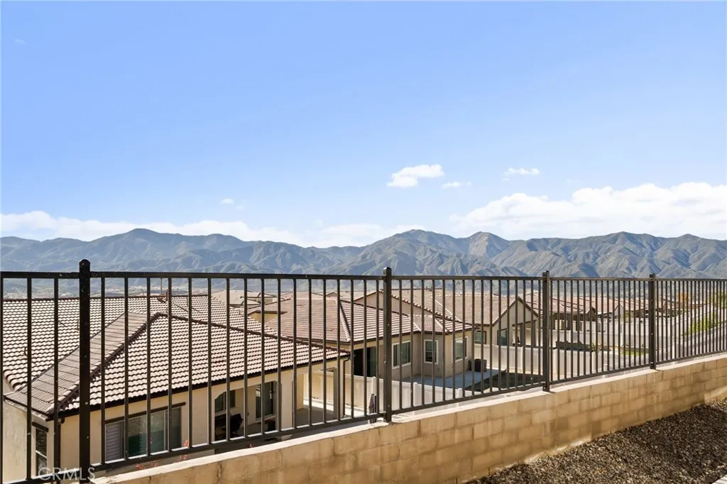 11957 Shadeland, Corona, California 92883 home-pic-34