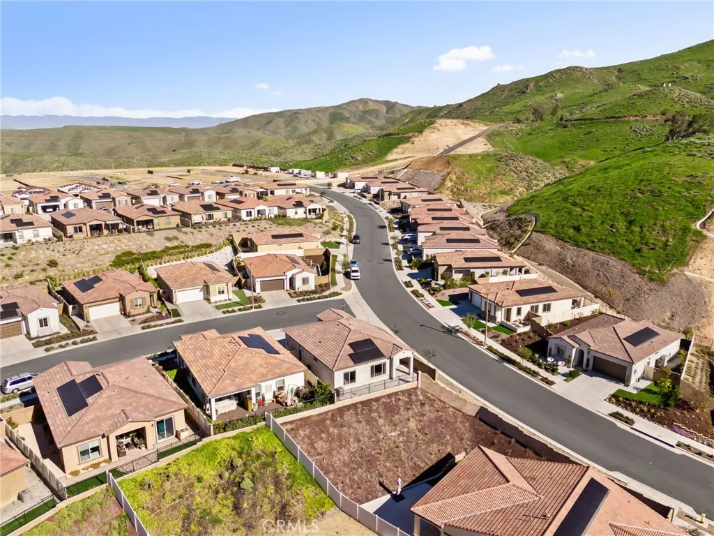 11957 Shadeland, Corona, California 92883 home-pic-37