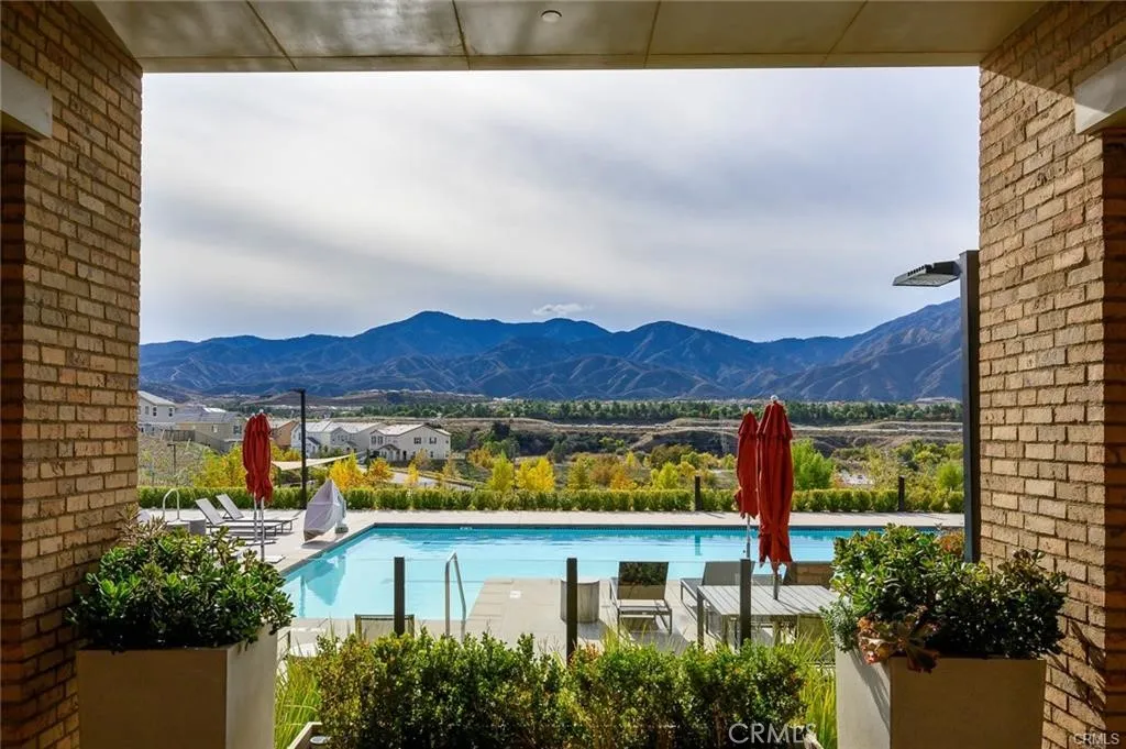 11957 Shadeland, Corona, California 92883 home-pic-64