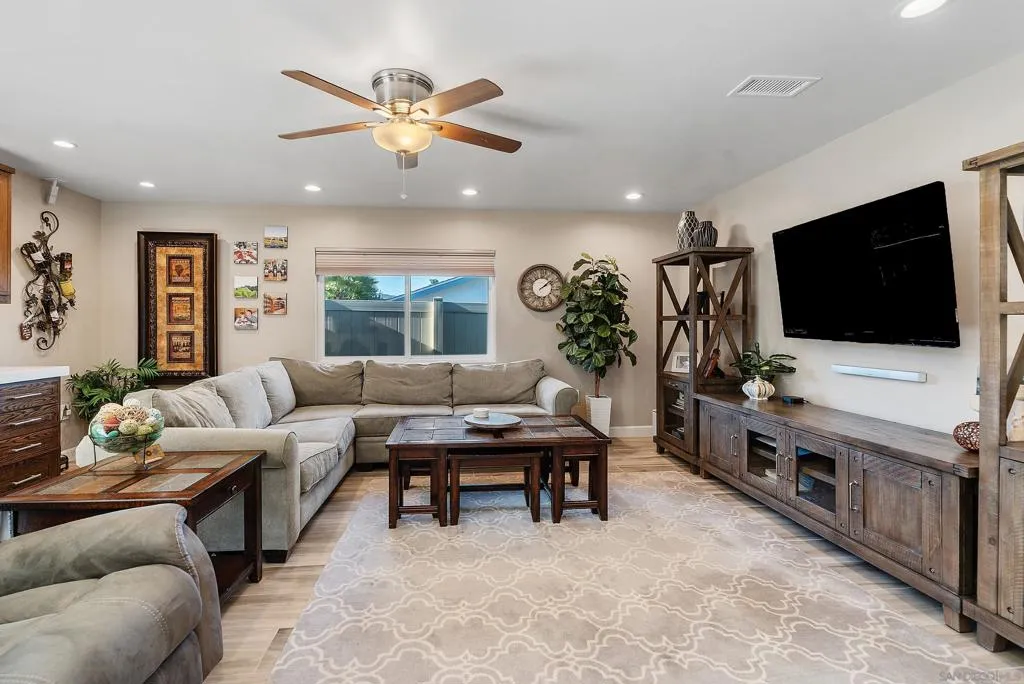 11941 Callado Rd, San Diego, California 92128 home-pic-9