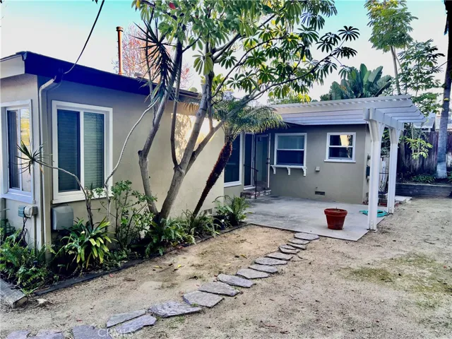 Low Maintenance Yard, Decomposed Granite