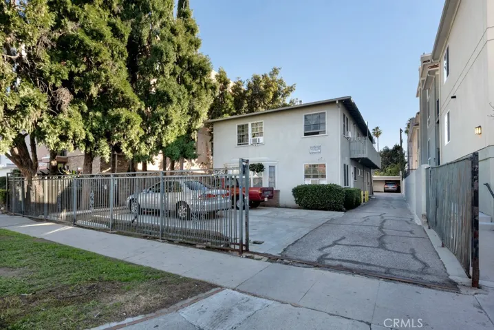 14622 Sylvan, Van Nuys, California 91411